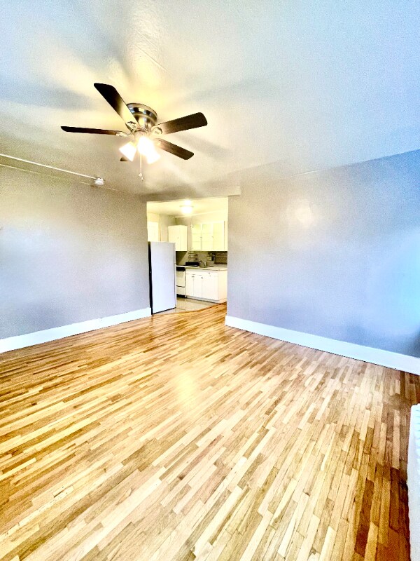 Building Photo - 901 N M St