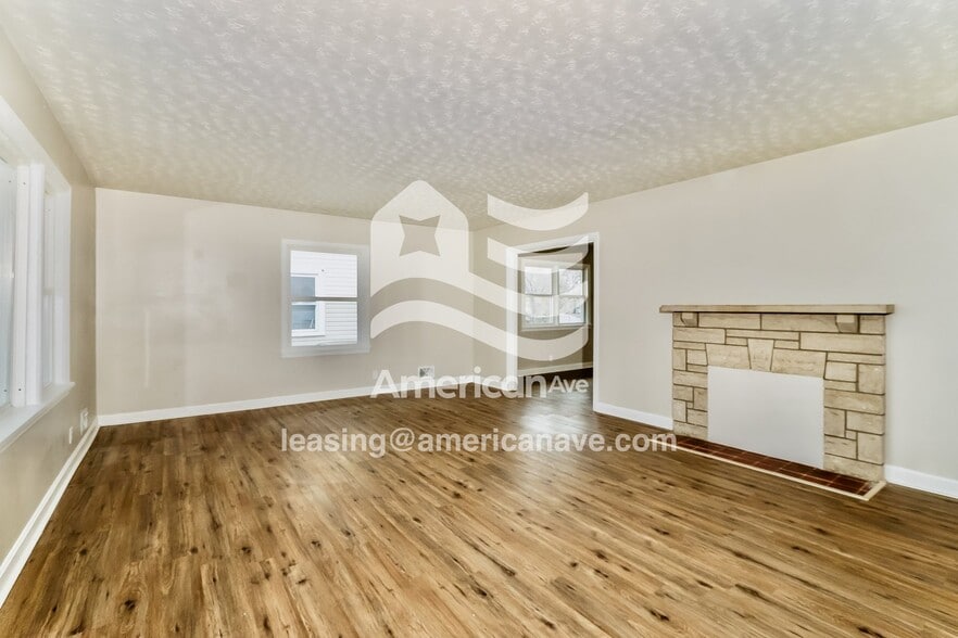 Building Photo - 3507 Grand Ave