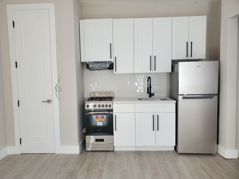 55 Lincoln st 403 - 63 Lincoln St