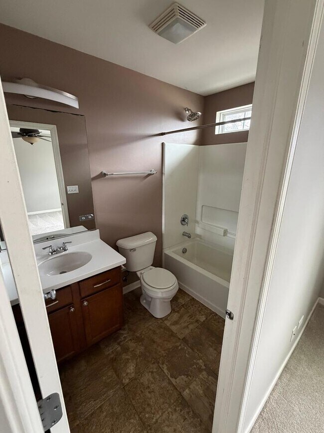 Building Photo - 9911 Williams Dr