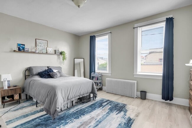 Building Photo - 3 BR 2 bath Bloomfield/Upper Lawrenceville...
