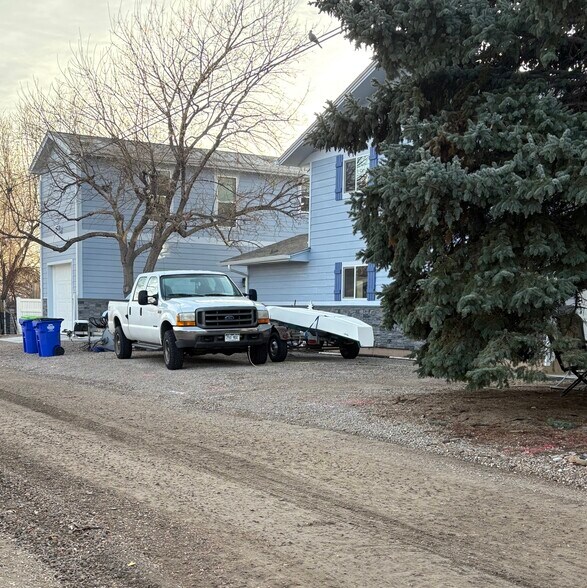 Building Photo - 621 4th St