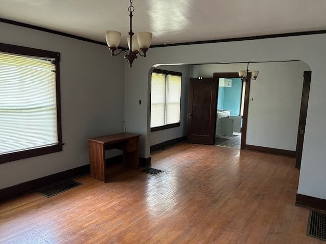 Building Photo - 853 N College St