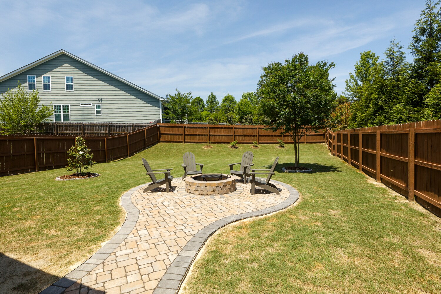 Building Photo - 1608 Cascade Falls Ln
