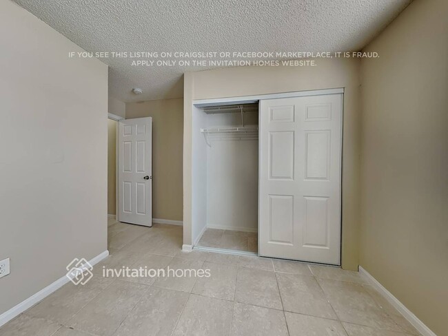 Building Photo - 7566 Kingsley Ct