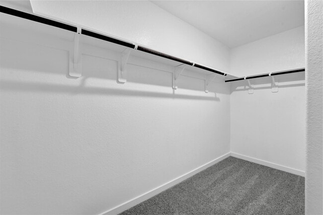 Building Photo - 18626 Etta Pnes Cir