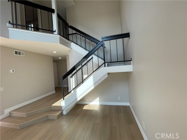 Building Photo - 5586 Orange Ave