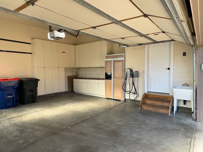 Building Photo - 14973 W 32nd Dr