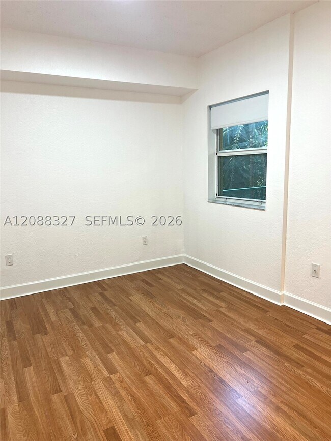 Building Photo - 6001 SW 70th St