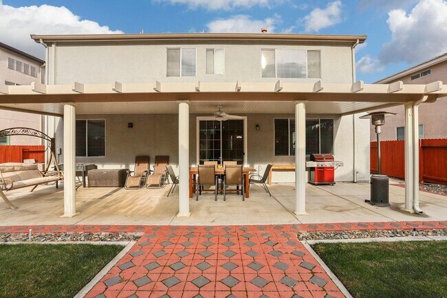 Building Photo - 1342 Windsong Dr