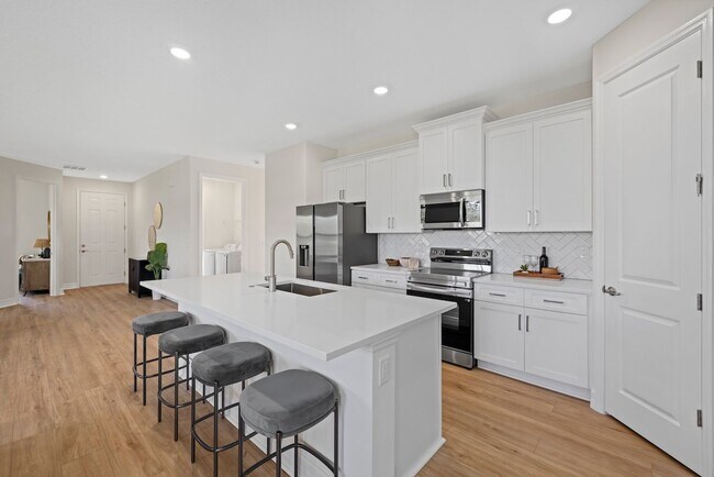 Building Photo - Large 4/3 Brand NEW Construction Home in t...