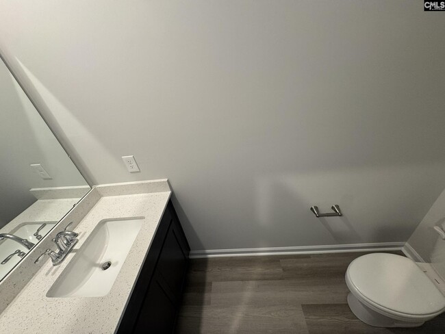 Building Photo - 127 Carr Ln