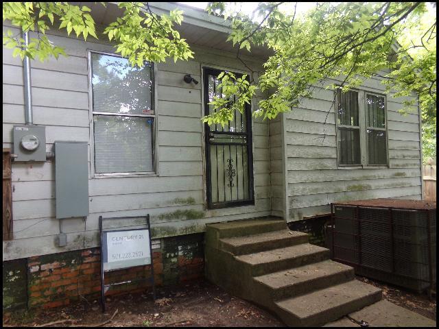 Building Photo - 4022 W 25th St