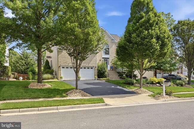 Building Photo - 704 Seaton Ct SE