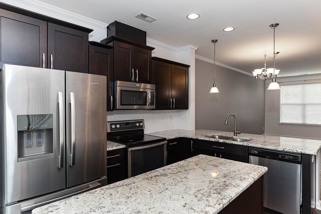 Building Photo - 108 Panamint Dr