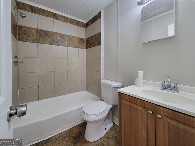 Building Photo - 34 E New St