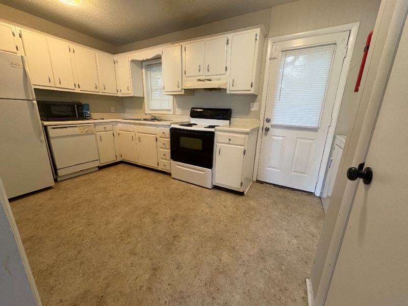 Building Photo - 178 Big Island Rd