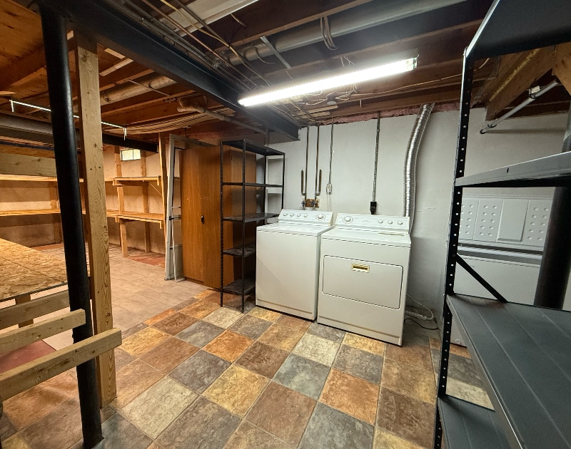 Building Photo - 4305 Old Castle Cir