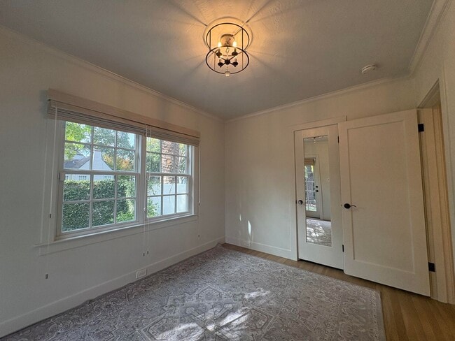 Building Photo - Mediterranean Bungalow in Community Center...