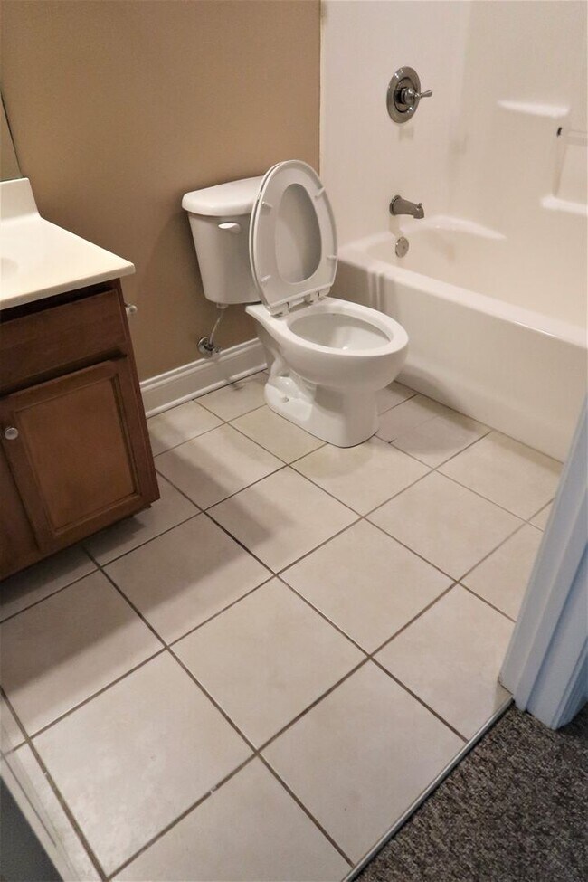 Building Photo - Available Now or FALL 2026! 3BR/2BA includes parking for 2 vehicles.  Fantastic Deal at $2400 per...