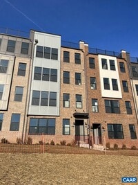 Building Photo - 807 Wesley Ln