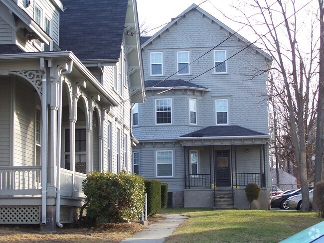 Building Photo - 121-127 Winter St