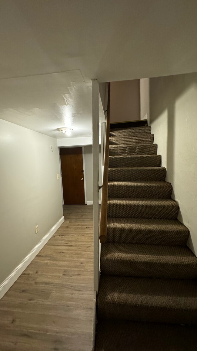 Building Photo - 1051 Desoto Rd