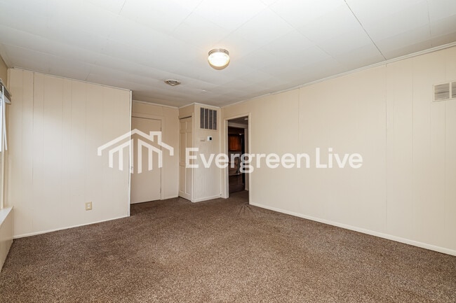 Building Photo - 1924 Culver Ave