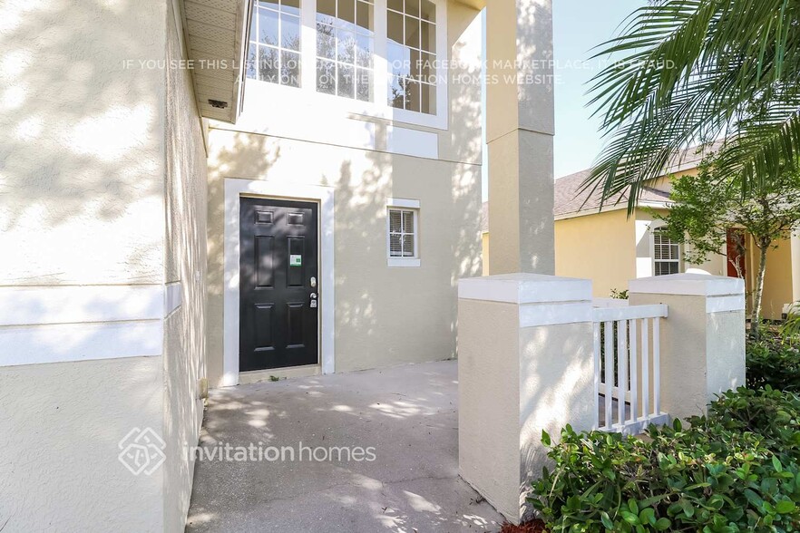 Building Photo - 6210 Blue Runner Ct