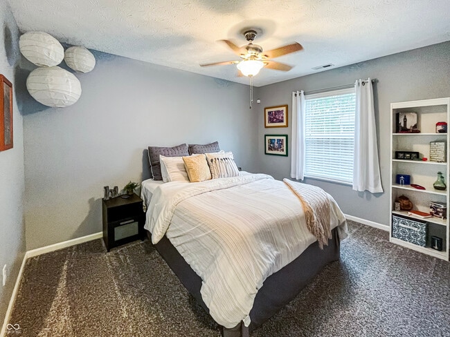 Building Photo - 2636 Bluewood Way