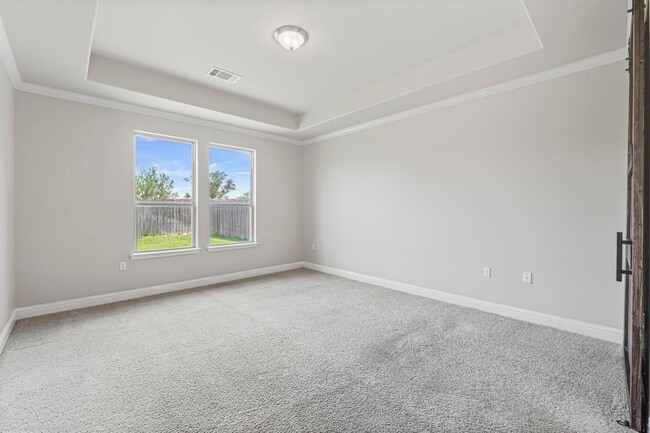Building Photo - 505 Fair Oaks Dr
