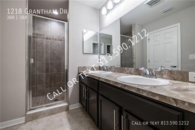 Building Photo - 1218 Grantham Dr