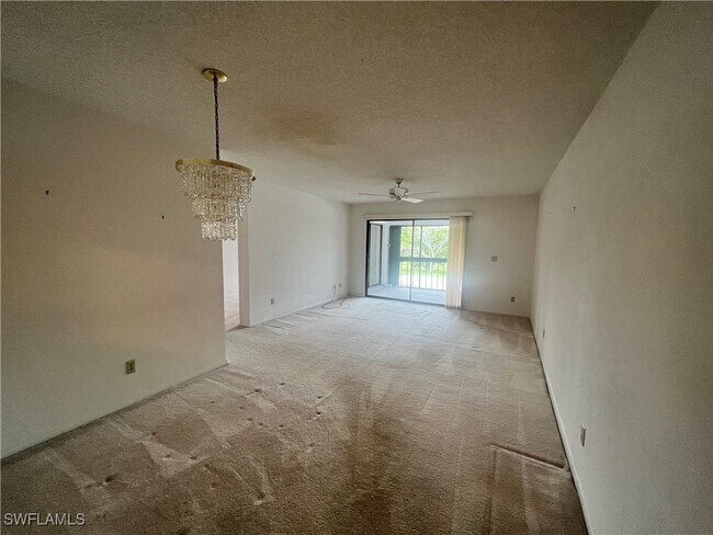 Building Photo - 6150 Whiskey Creek Dr