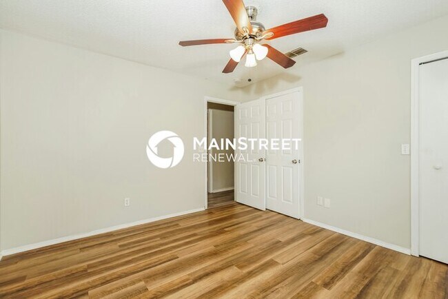 Building Photo - 3 Bedroom Pet-Friendly Home in Kissimmee, ...