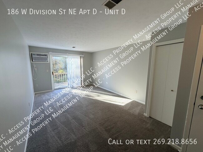 Building Photo - 186 W Division St NE