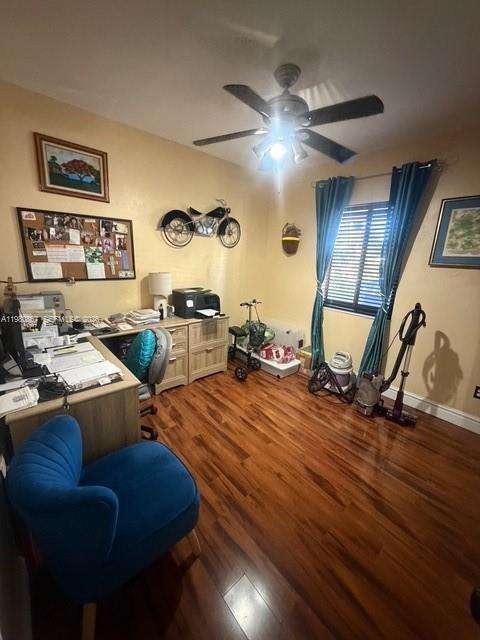 Building Photo - 10720 SW 43rd Ln