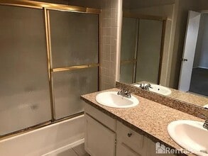 Building Photo - 205 Arabian Ln