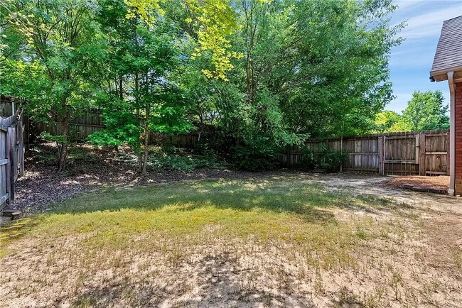 Building Photo - Mill Creek Townhome