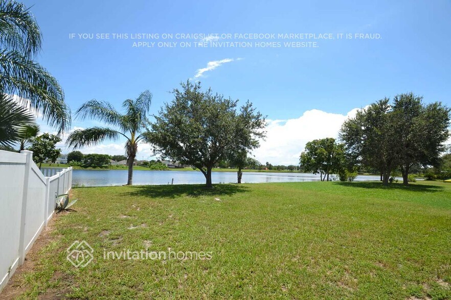 Building Photo - 12523 Lake Vista Dr
