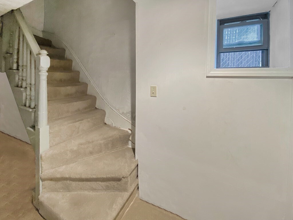 Building Photo - 363 W 3rd St