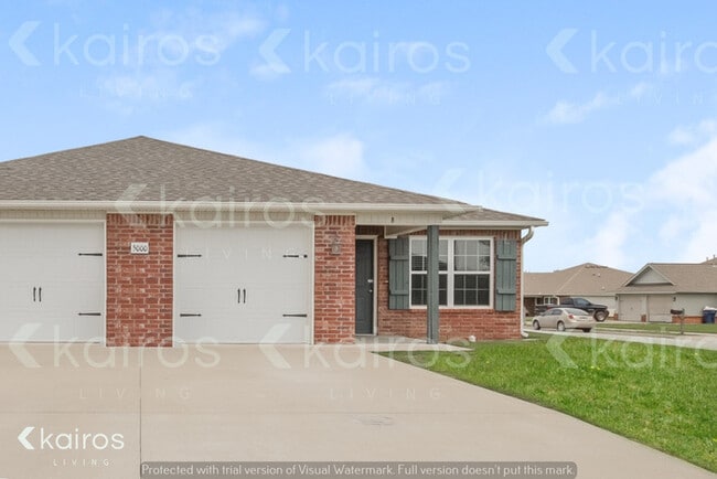 Building Photo - 5000 Thomas St