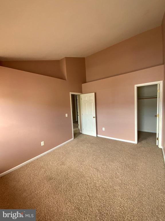 Building Photo - 5150 Ballycastle Cir