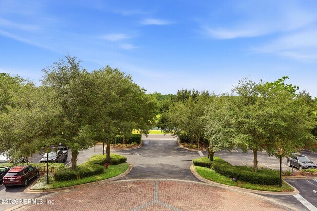 Building Photo - 965 Registry Blvd