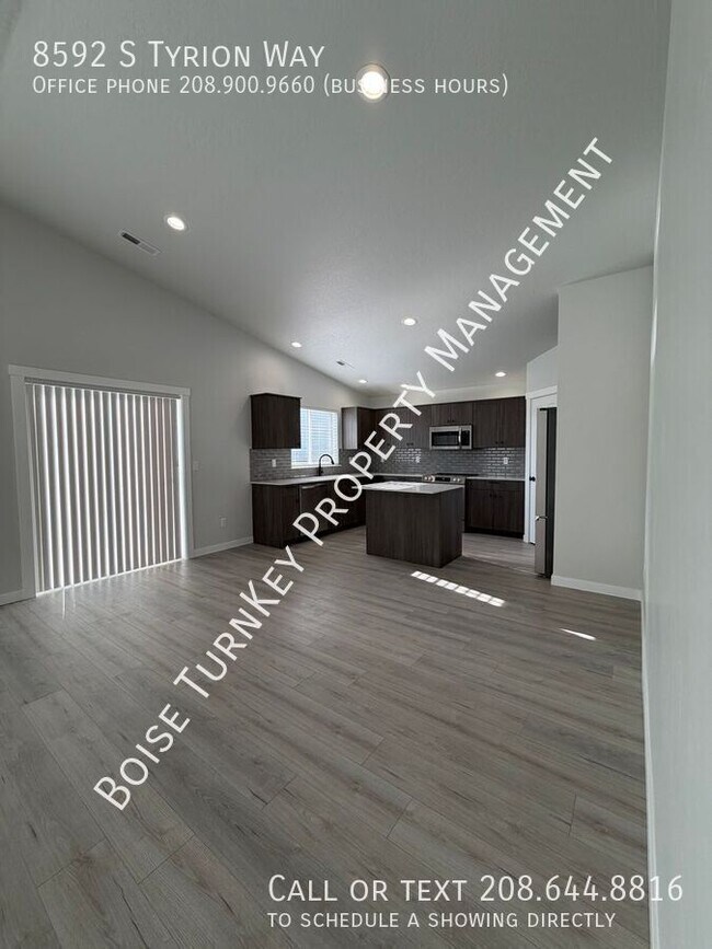 Building Photo - 8592 S Tyrion Wy