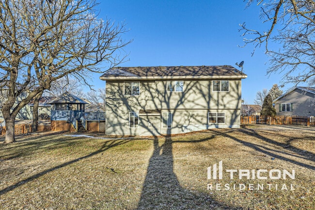 Building Photo - 4732 Blanding Ct