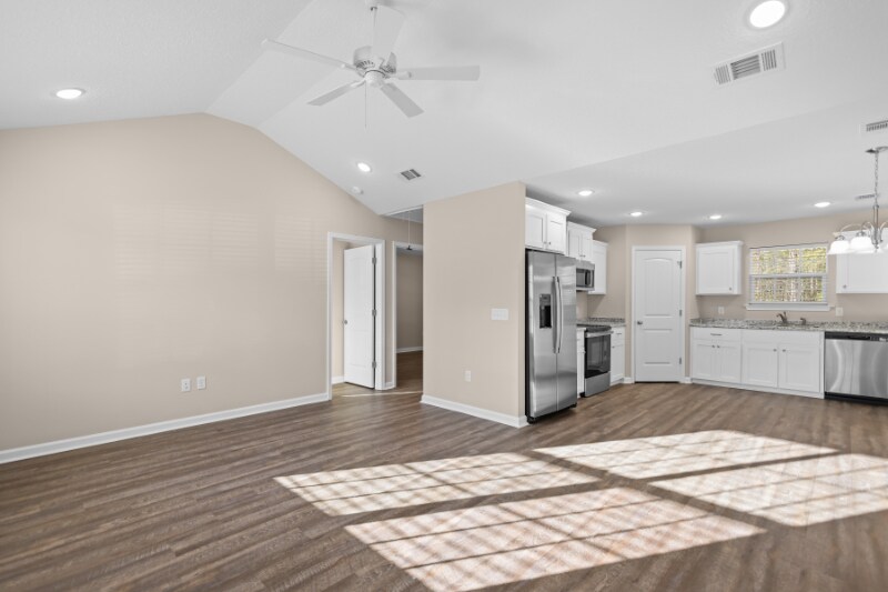 Building Photo - 207 Pine Ridge Rd