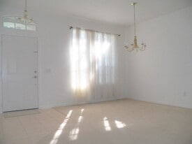 Building Photo - 5817 Laguna Woods CT