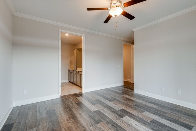 Building Photo - 413 Ronan Way