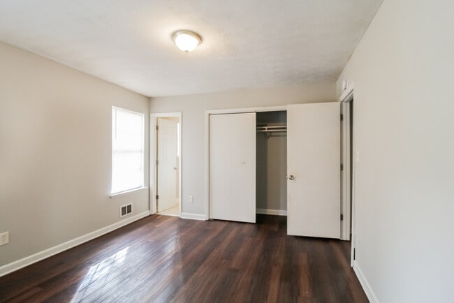 Building Photo - 110 Lupine Ct