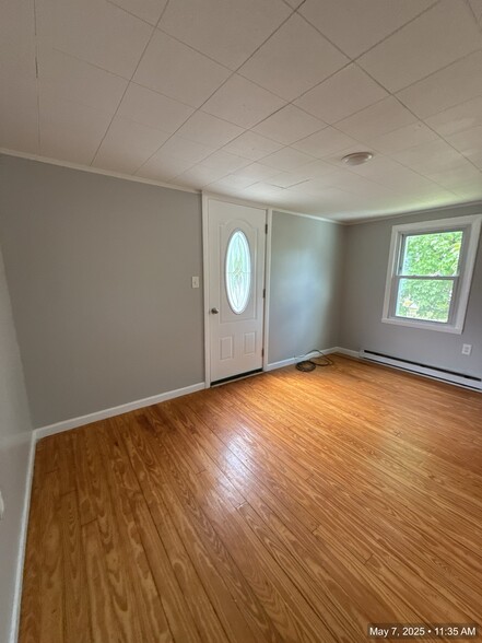Living Room - 751 Washington St